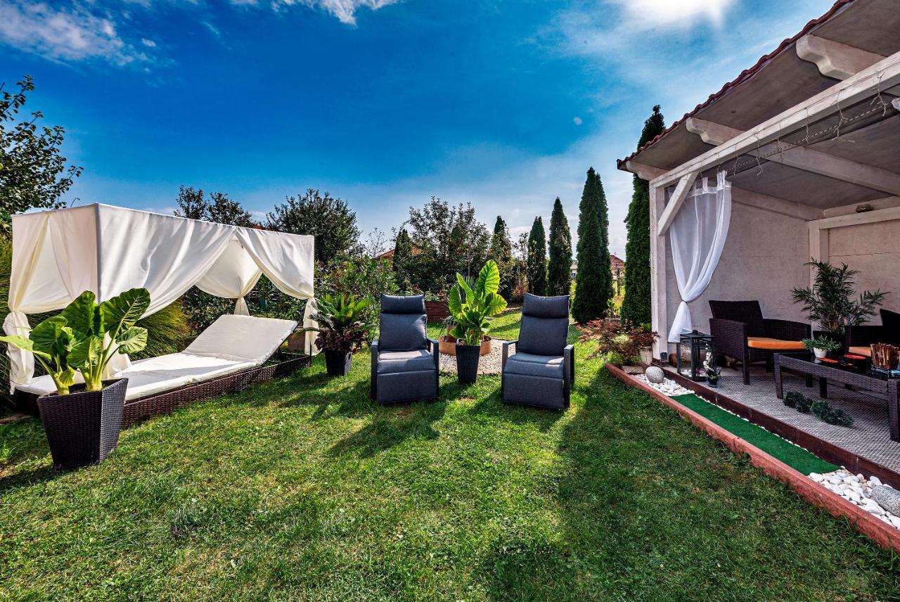 Vintiamo Apartmanok Egerszalók Buitenkant foto